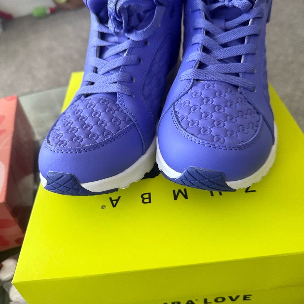 Zumba Fitness Purple Sneakers Mesh Performance